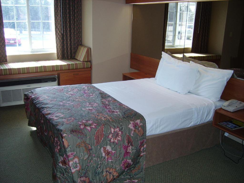 Parry Sound Inn And Suites Zimmer foto